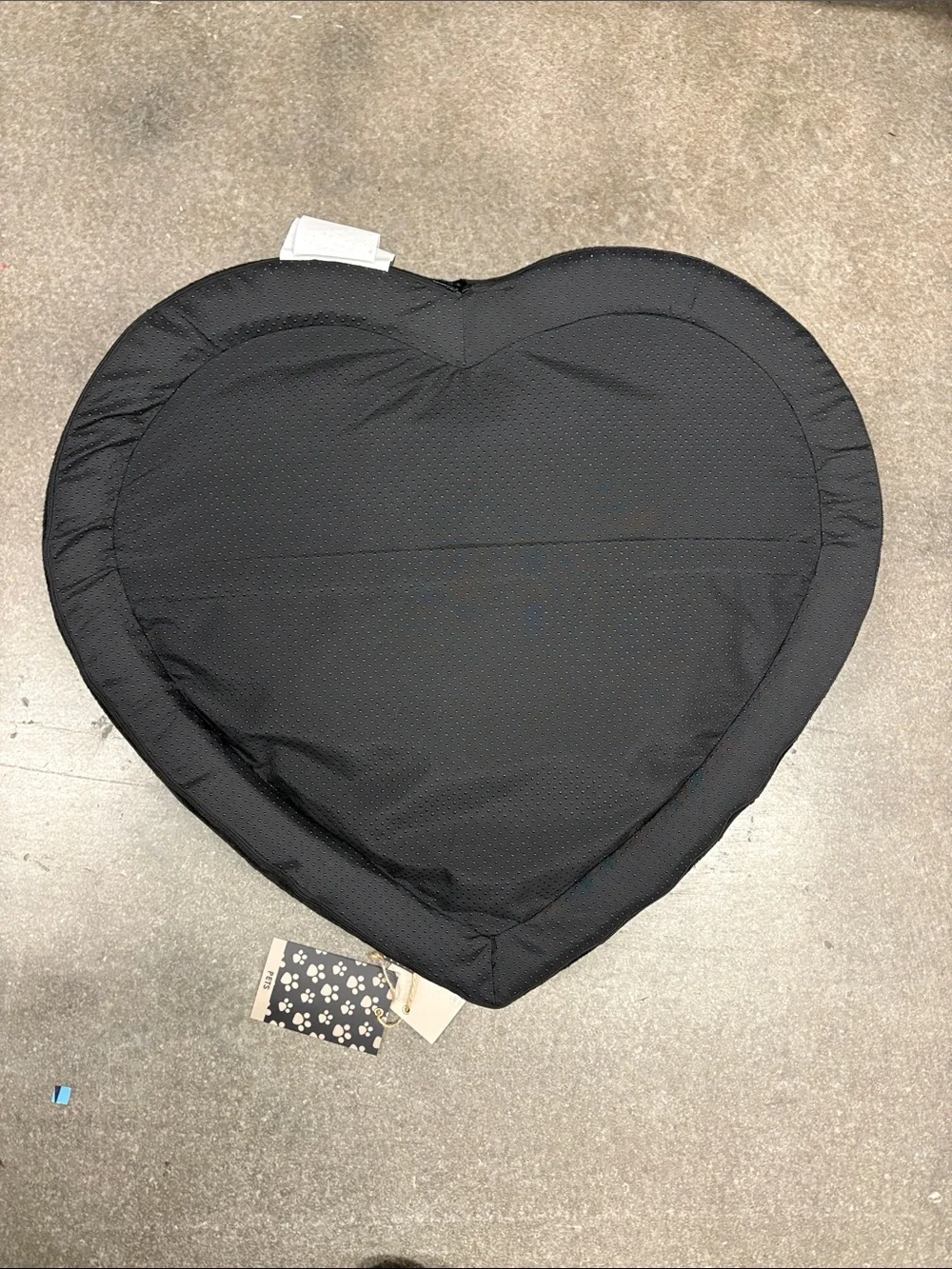 Elle Decor plush heart
